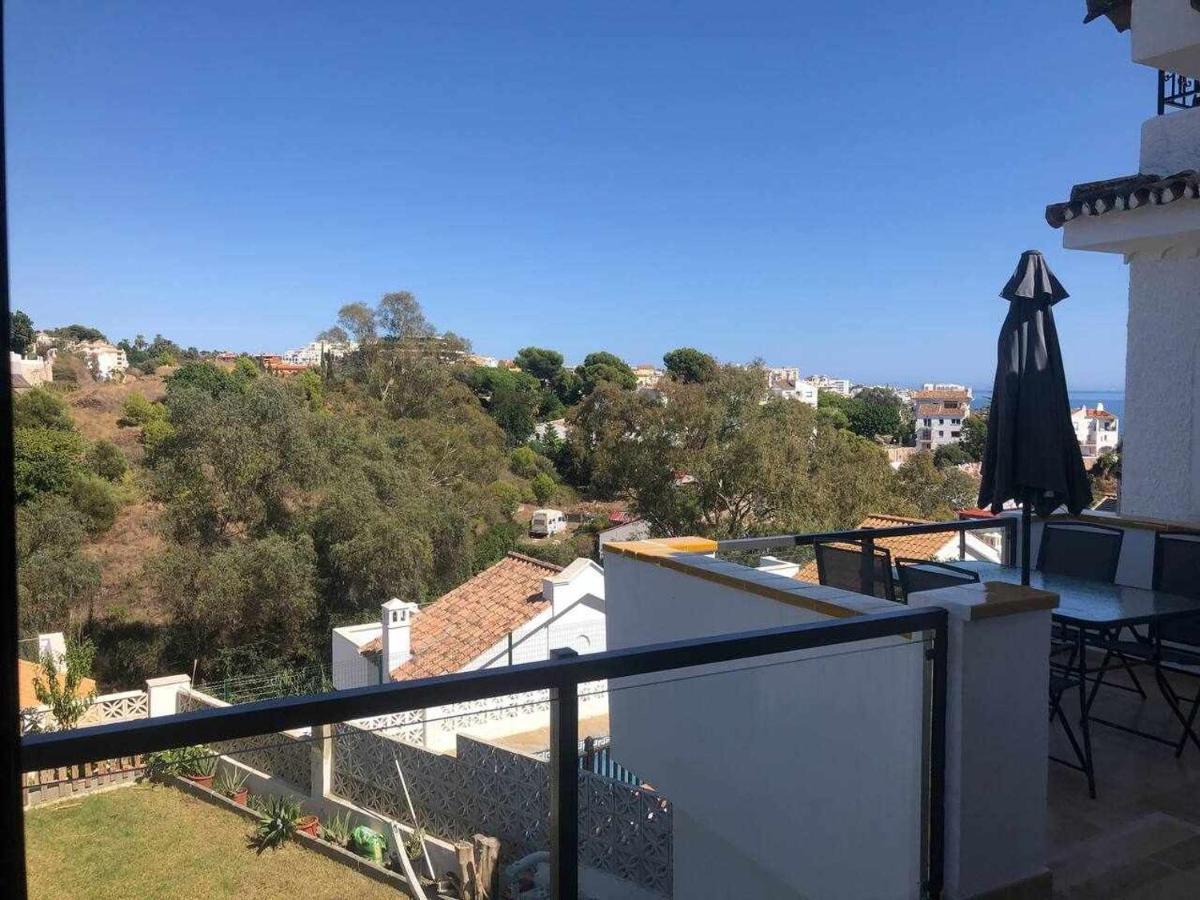 Apartamento 2 En Chalet Con Vista Abierta Al Mar Malaga Exterior photo